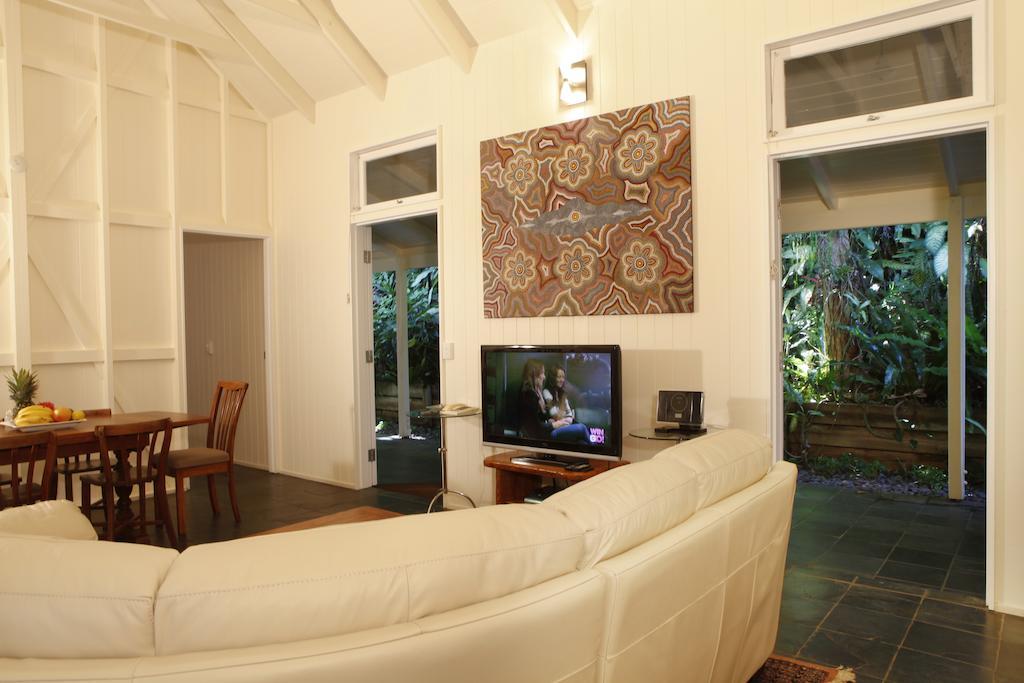 Port Douglas Cottage & Lodge Εξωτερικό φωτογραφία